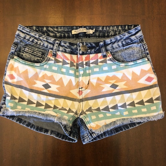 Pants - NEW! Aztec print Jean Shorts